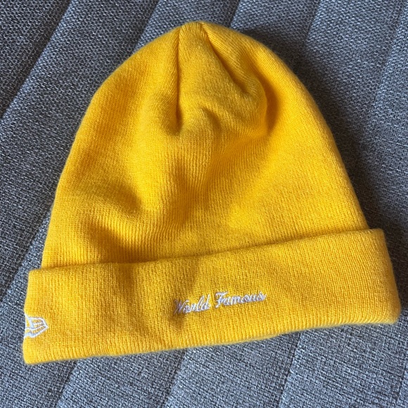 Supreme New Era Box Logo Beanie (FW19) - Picture 2 of 6